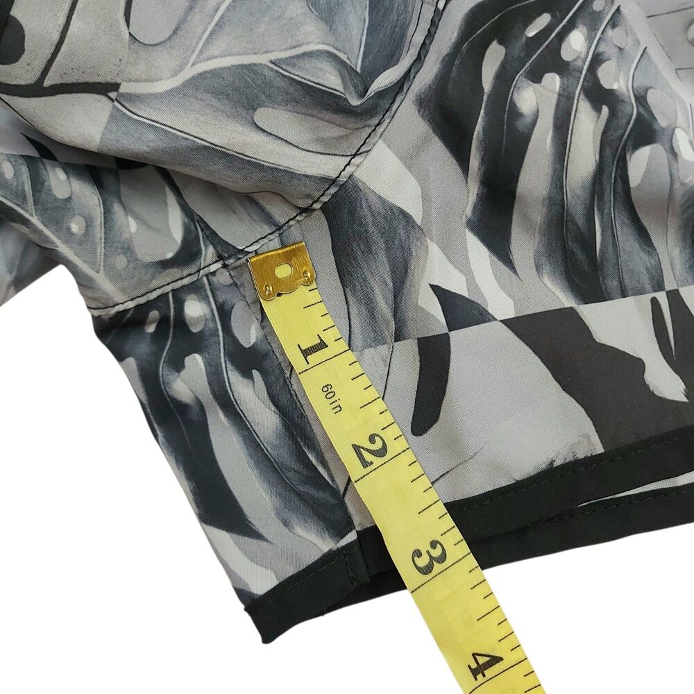 Nike Dri-Fit Running Shorts Womens Medium Gray Tropical Print Lined Athletic Gym - Picture 11 of 11